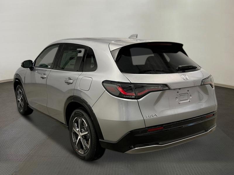 new 2025 Honda HR-V car, priced at $32,050