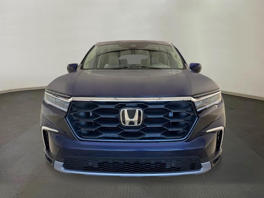 new 2025 Honda Pilot car, priced at $46,995