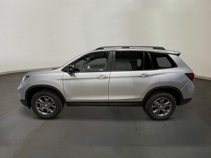 new 2025 Honda Passport car, priced at $46,395