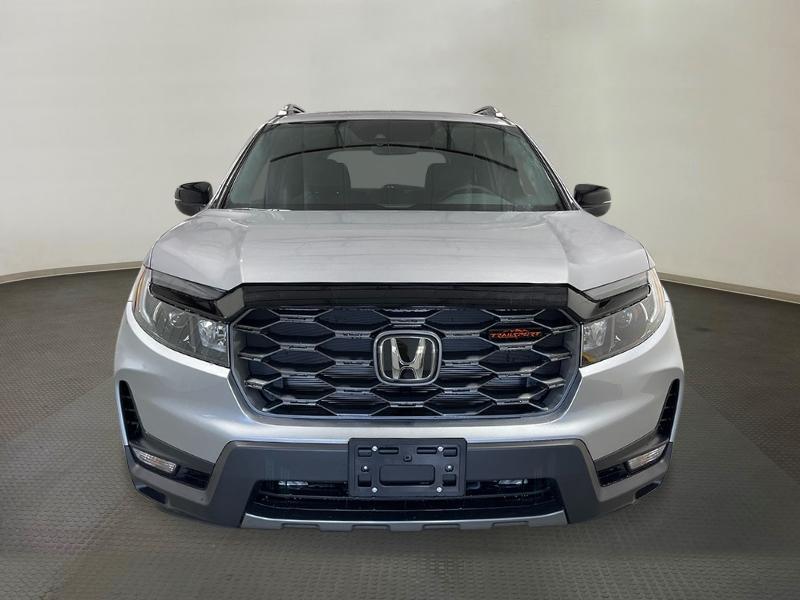 new 2025 Honda Passport car, priced at $46,395