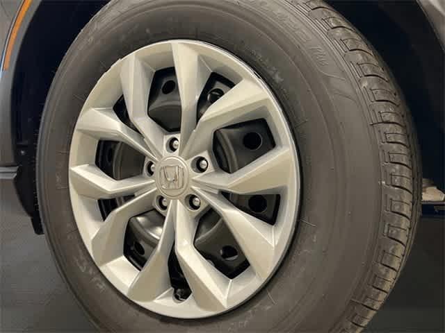 new 2025 Honda CR-V car, priced at $32,995