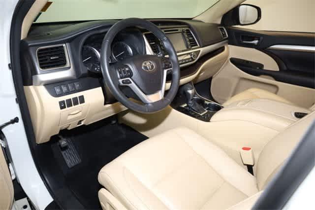 used 2018 Toyota Highlander car, priced at $21,350