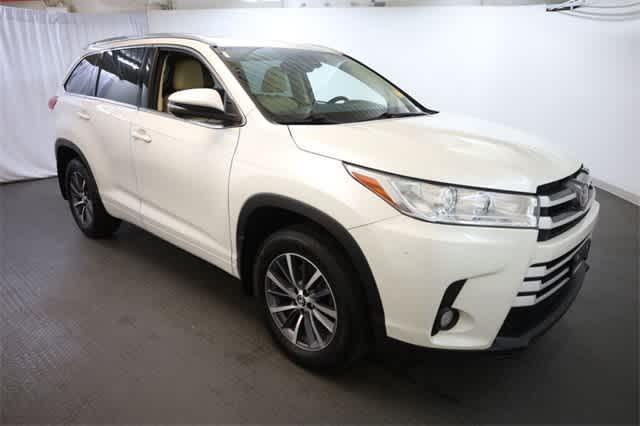 used 2018 Toyota Highlander car, priced at $21,350