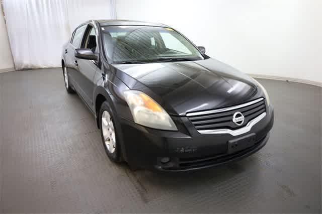 used 2009 Nissan Altima car, priced at $4,899