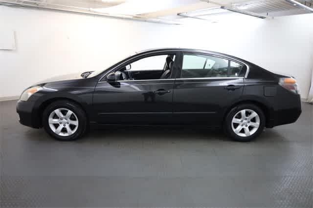 used 2009 Nissan Altima car, priced at $4,899