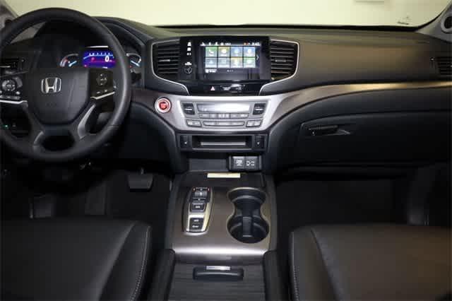 used 2022 Honda Pilot car, priced at $31,726