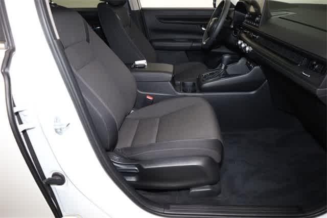 used 2023 Honda CR-V car, priced at $28,567