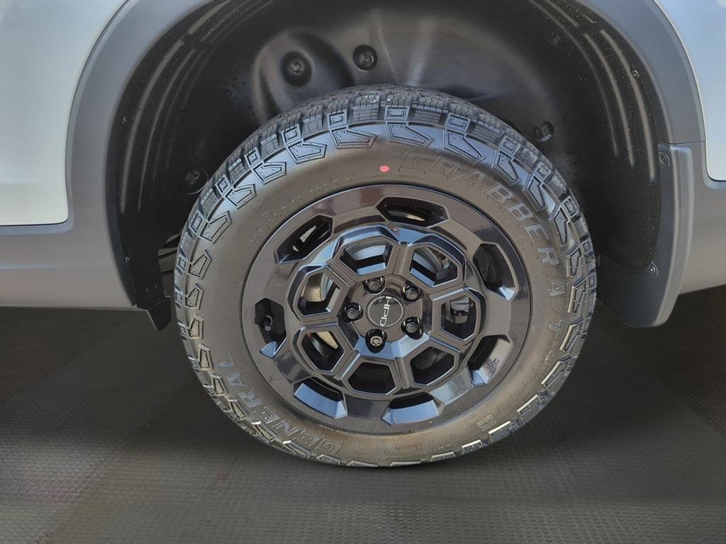 new 2025 Honda Ridgeline car, priced at $43,500