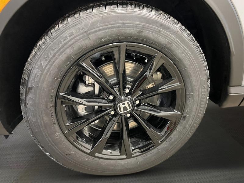 new 2025 Honda CR-V car, priced at $38,000