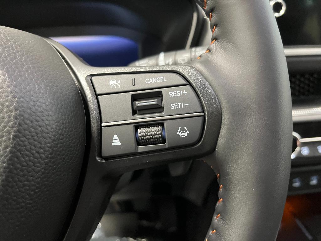 new 2026 Honda CR-V Hybrid car, priced at $40,250