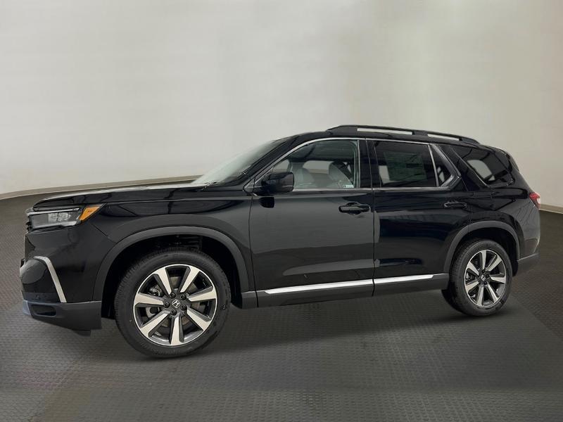 new 2025 Honda Pilot car, priced at $50,995