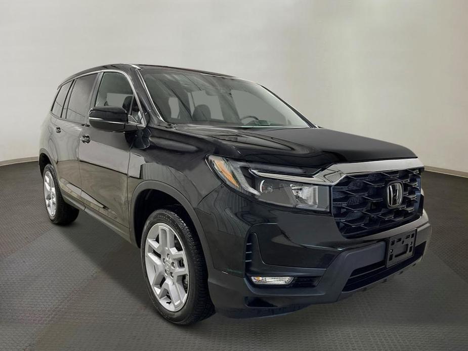 new 2025 Honda Passport car, priced at $43,795