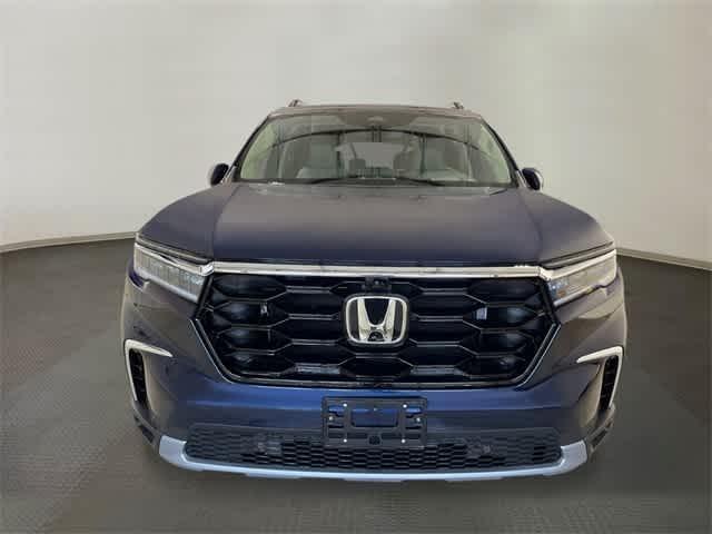 new 2025 Honda Pilot car, priced at $54,530
