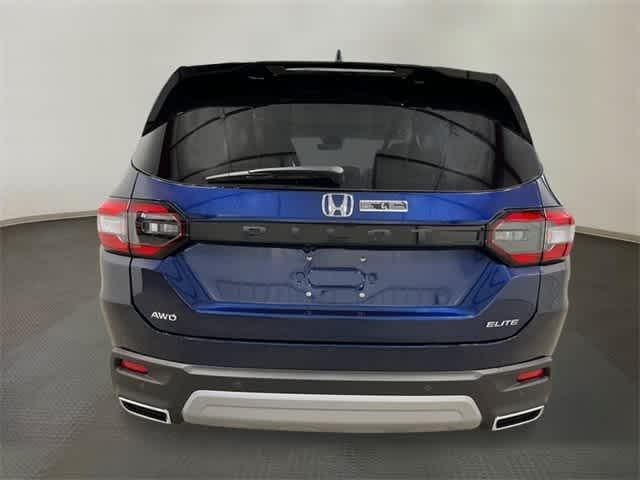 new 2025 Honda Pilot car, priced at $54,530