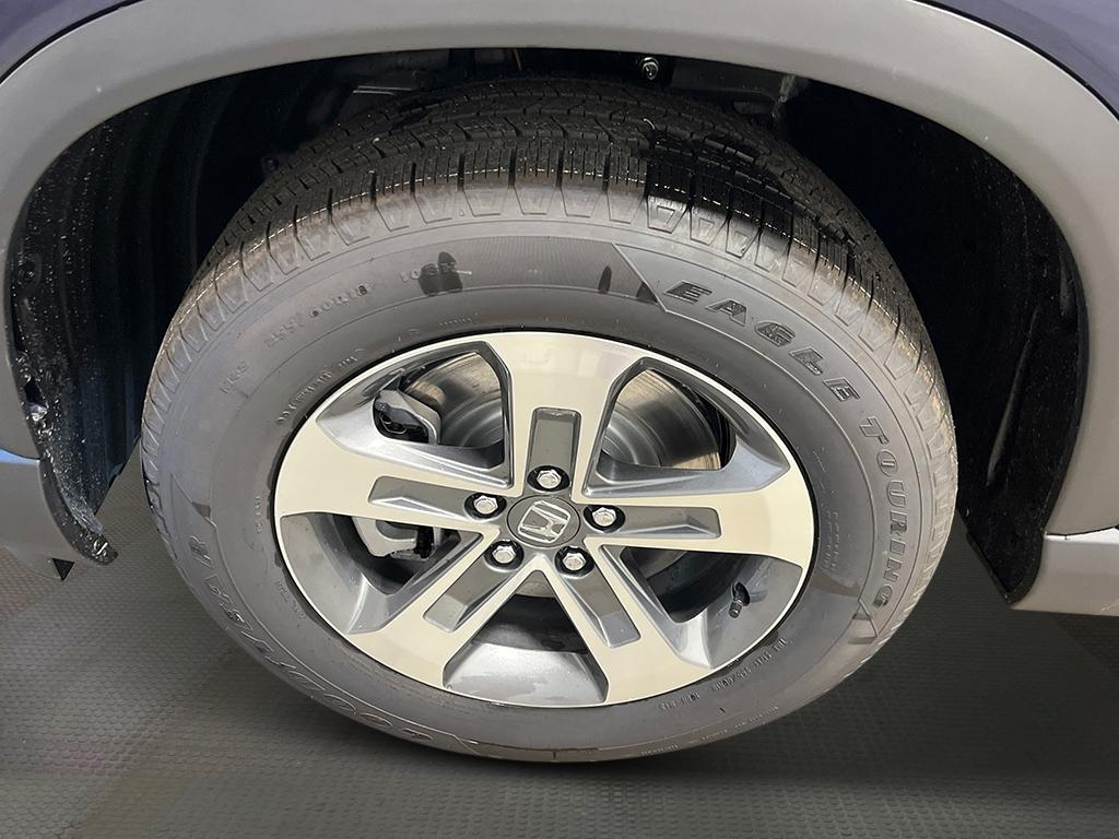 new 2025 Honda Pilot car, priced at $47,050