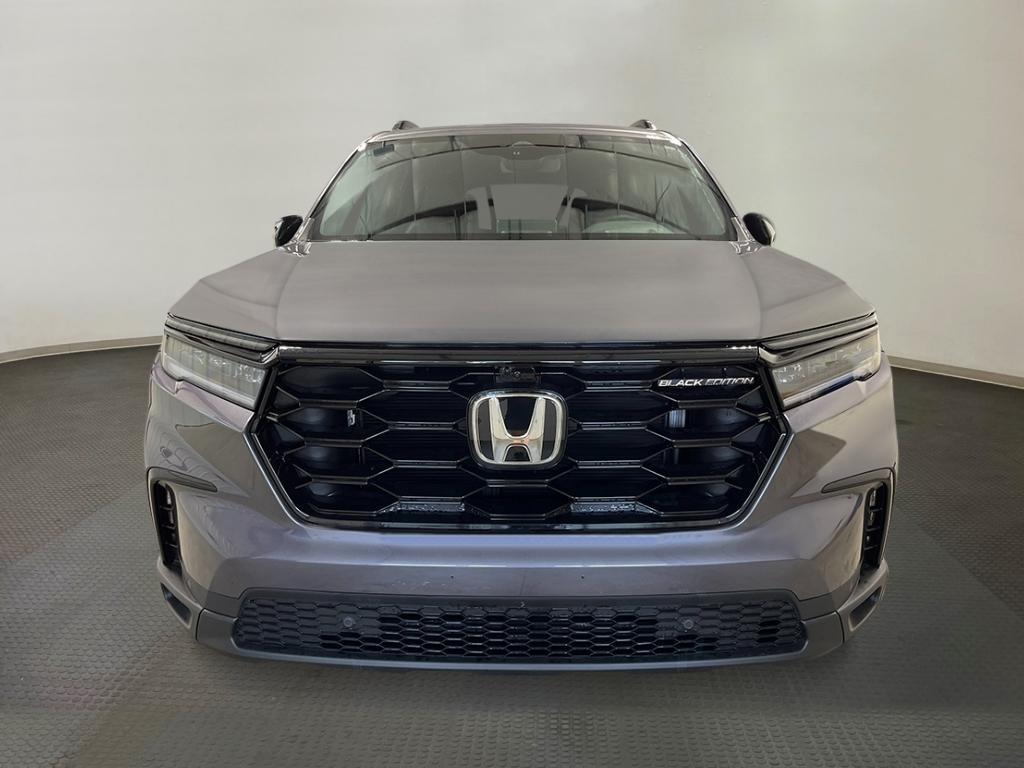new 2025 Honda Pilot car, priced at $56,485