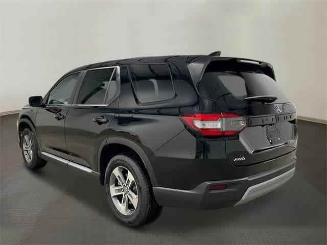 new 2025 Honda Pilot car, priced at $46,995