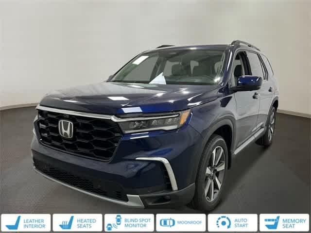 new 2025 Honda Pilot car, priced at $50,995