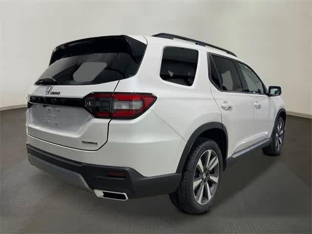 new 2025 Honda Pilot car, priced at $51,550