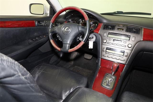 used 2004 Lexus ES 330 car, priced at $4,649