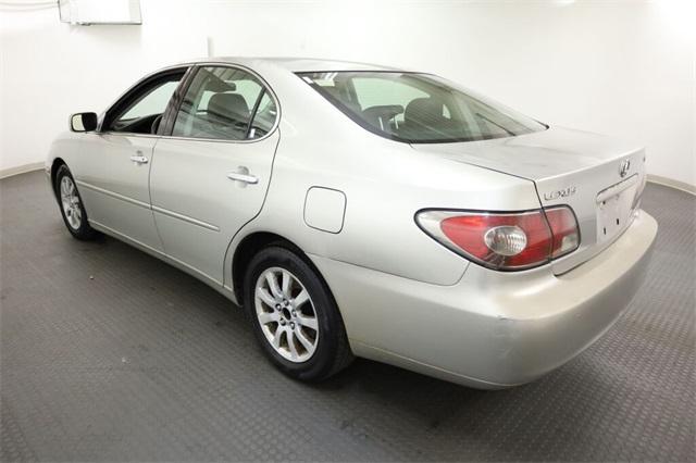 used 2004 Lexus ES 330 car, priced at $4,649