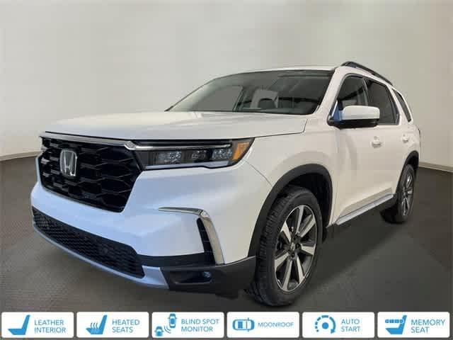 new 2025 Honda Pilot car, priced at $51,550