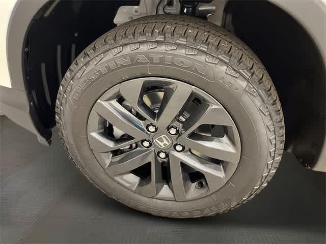 new 2025 Honda Ridgeline car, priced at $42,100