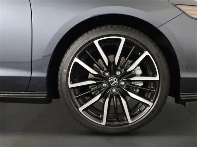 new 2025 Honda Accord Hybrid car, priced at $40,450
