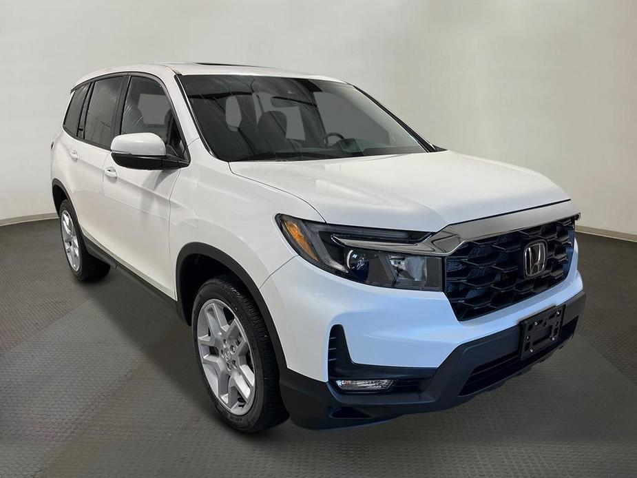 new 2025 Honda Passport car, priced at $44,250