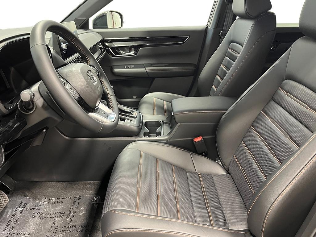 new 2026 Honda CR-V Hybrid car, priced at $44,155