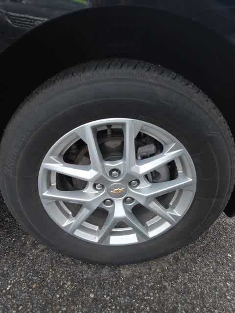 used 2024 Chevrolet Equinox car, priced at $23,114