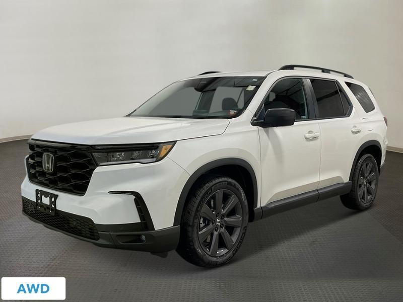 new 2025 Honda Pilot car, priced at $44,205