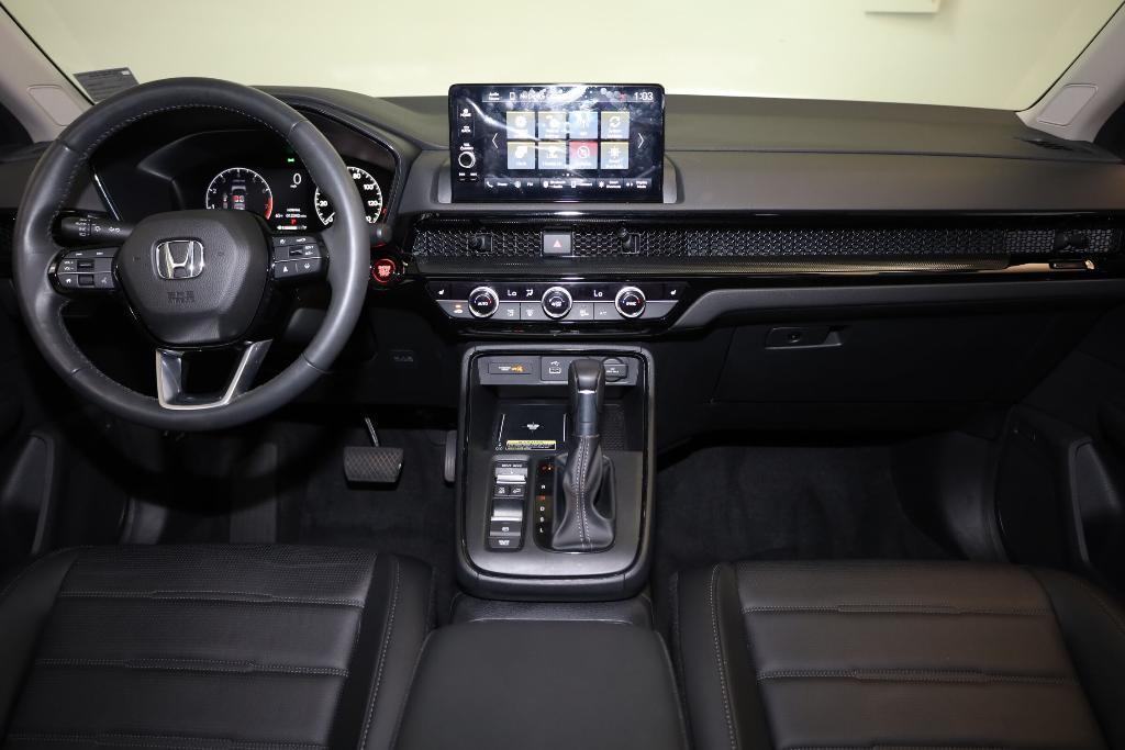 used 2025 Honda CR-V car, priced at $31,559