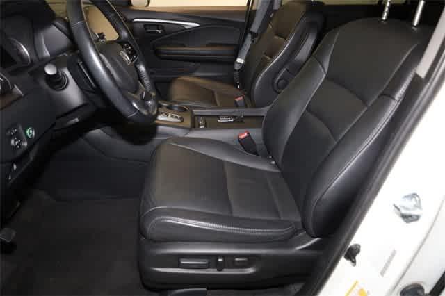 used 2022 Honda Pilot car, priced at $30,144