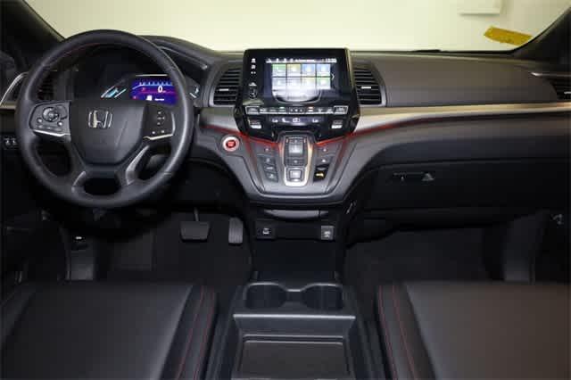 used 2023 Honda Odyssey car, priced at $35,999