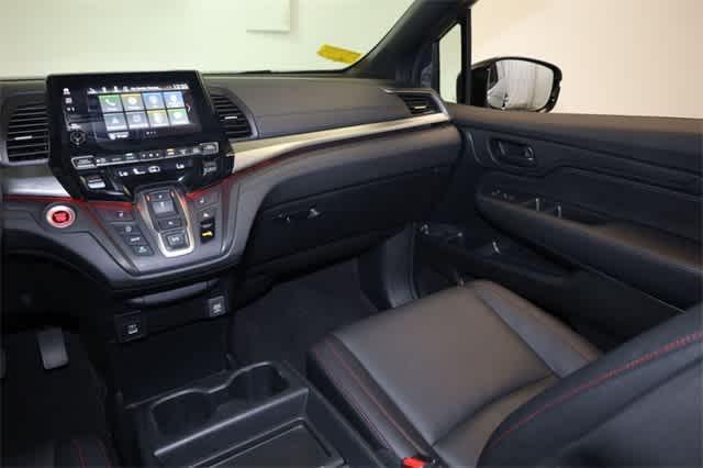 used 2023 Honda Odyssey car, priced at $35,999