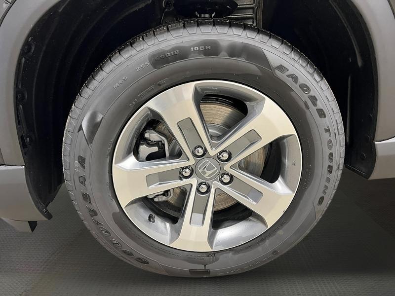 new 2025 Honda Pilot car, priced at $47,050