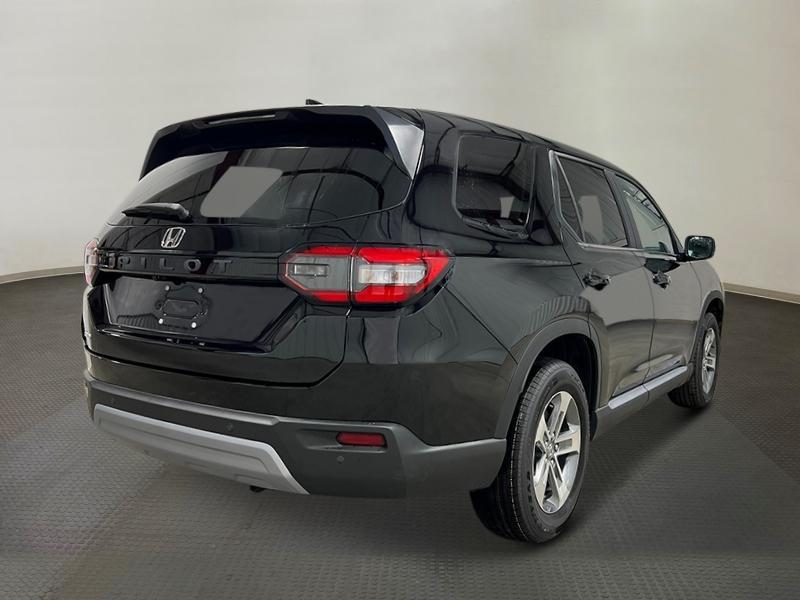 new 2025 Honda Pilot car, priced at $47,050