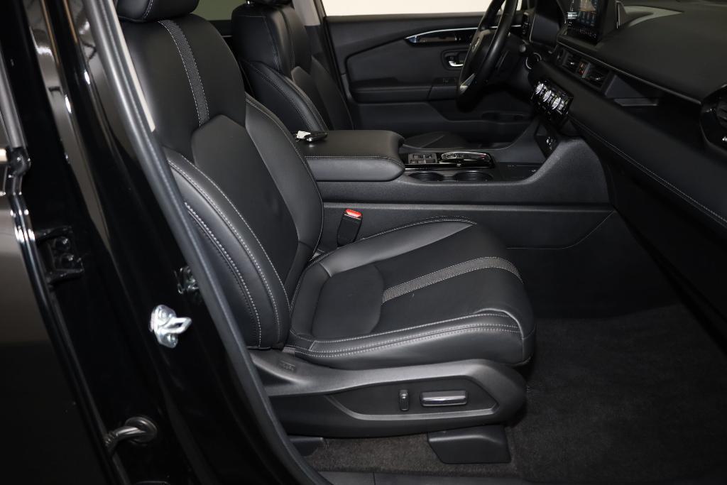 used 2024 Honda Pilot car, priced at $39,460