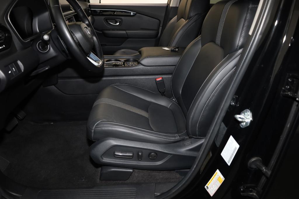 used 2024 Honda Pilot car, priced at $39,460