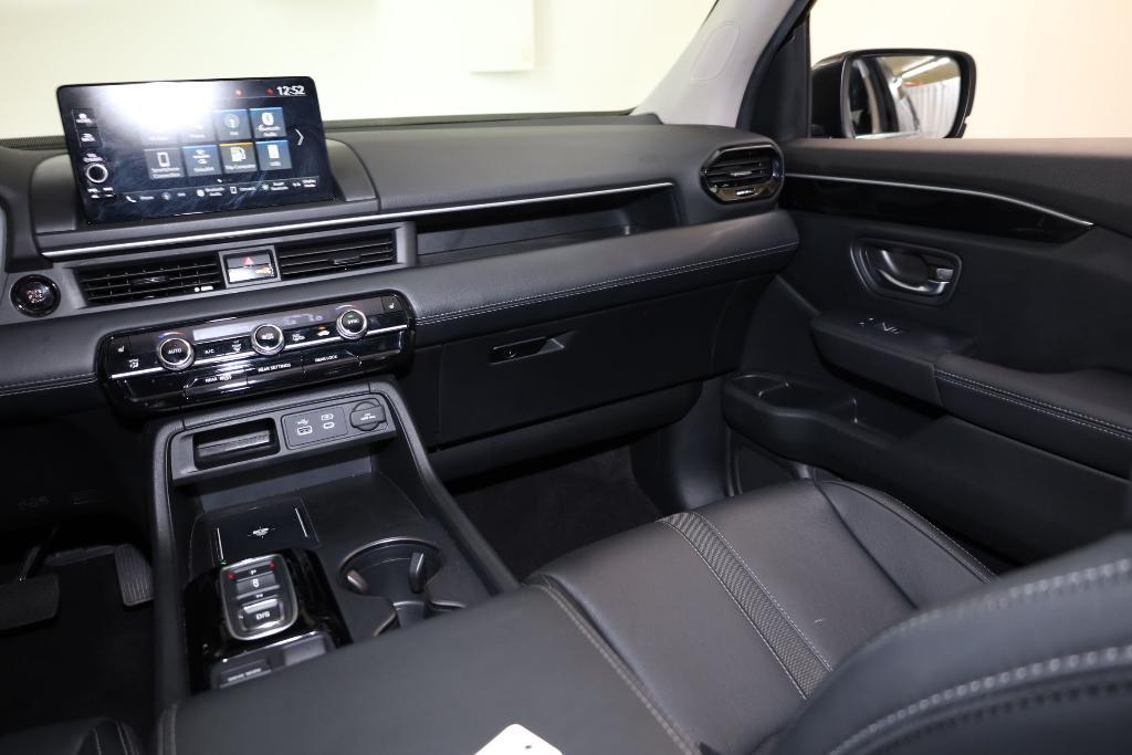 used 2024 Honda Pilot car, priced at $39,460