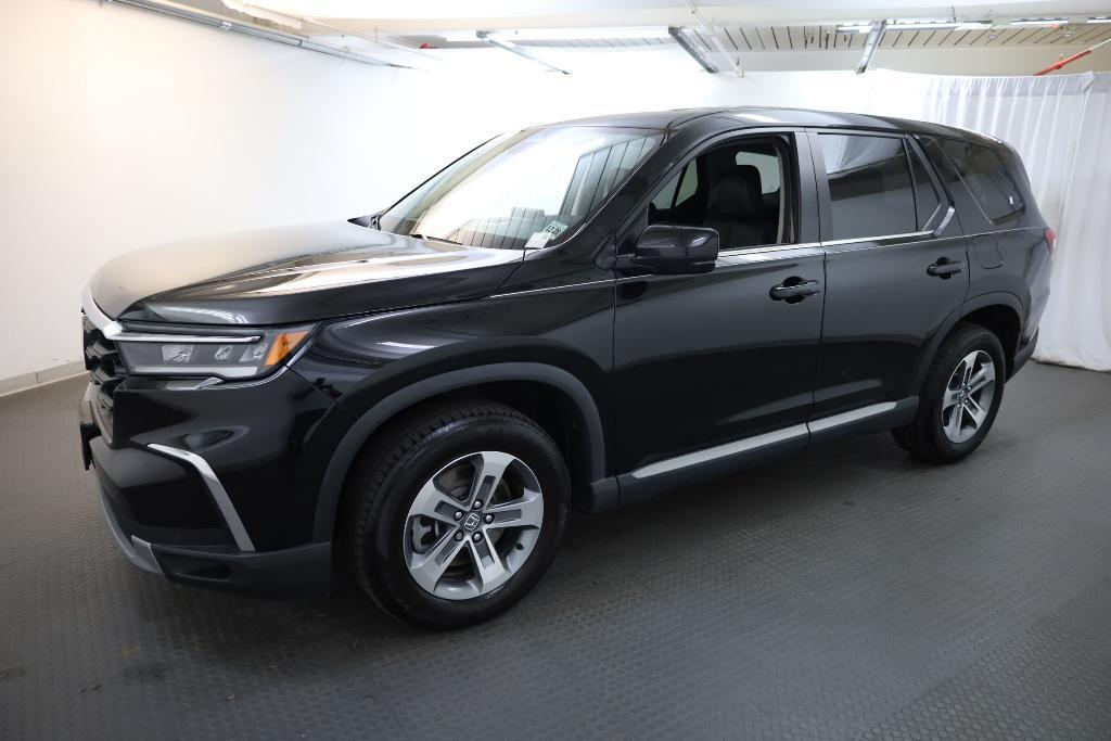 used 2024 Honda Pilot car, priced at $39,460