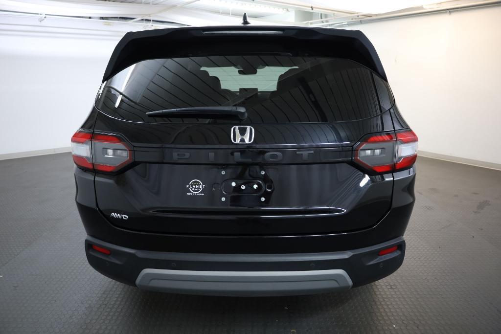 used 2024 Honda Pilot car, priced at $39,460