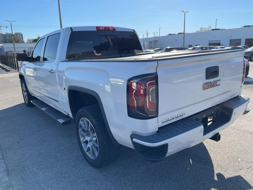 used 2018 GMC Sierra 1500 car, priced at $31,900