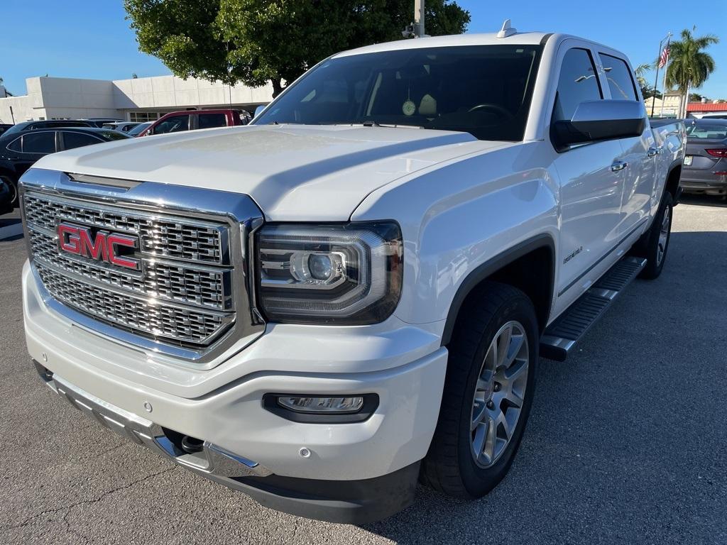 used 2018 GMC Sierra 1500 car, priced at $31,900