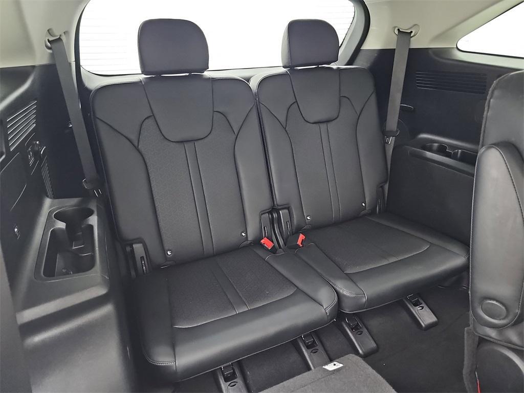 used 2022 Kia Sorento Hybrid car, priced at $24,999