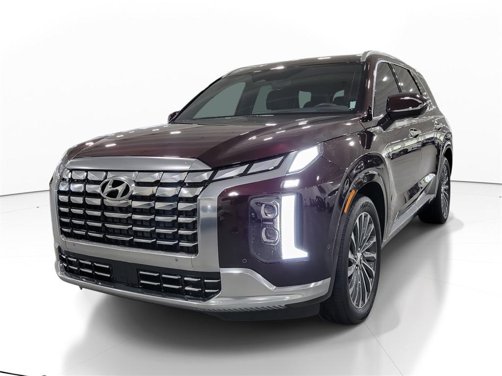 used 2025 Hyundai Palisade car, priced at $47,685