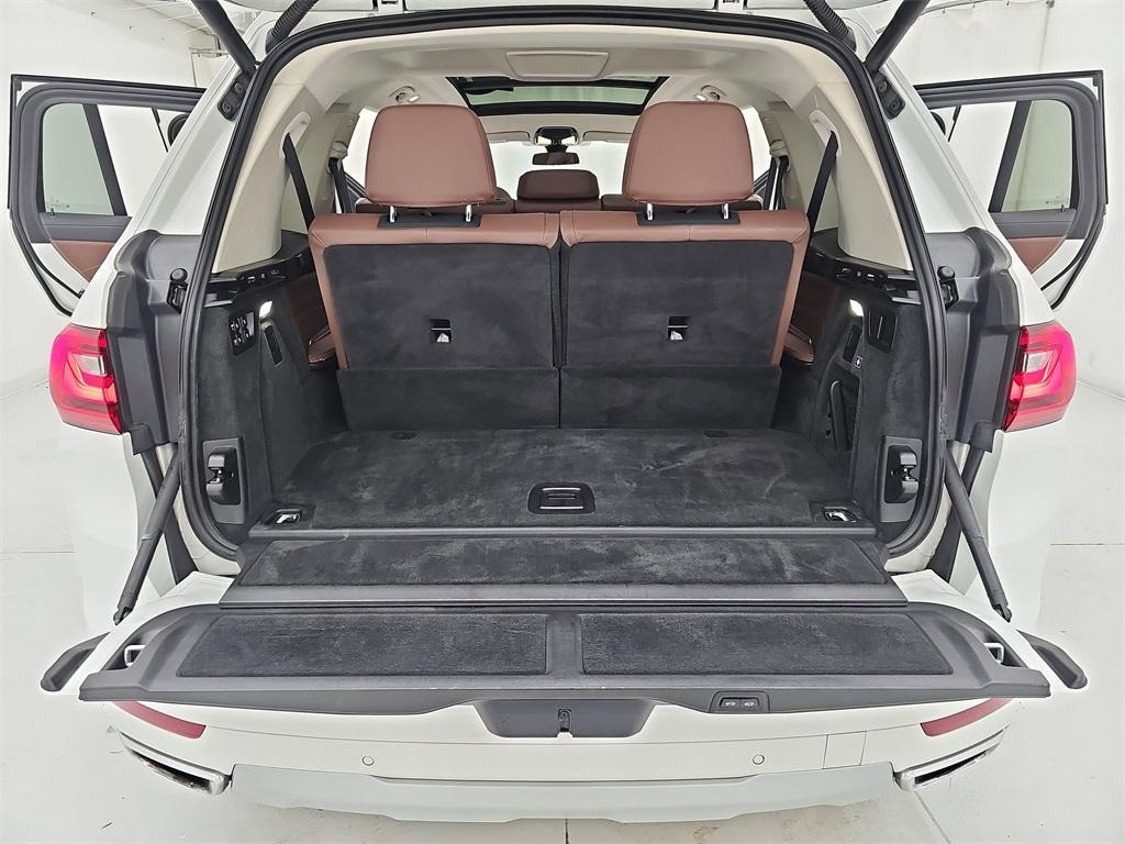 used 2021 BMW X7 car, priced at $35,600