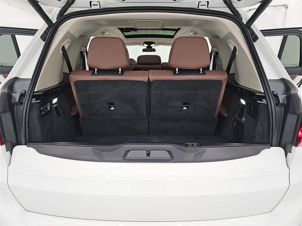used 2021 BMW X7 car, priced at $35,600