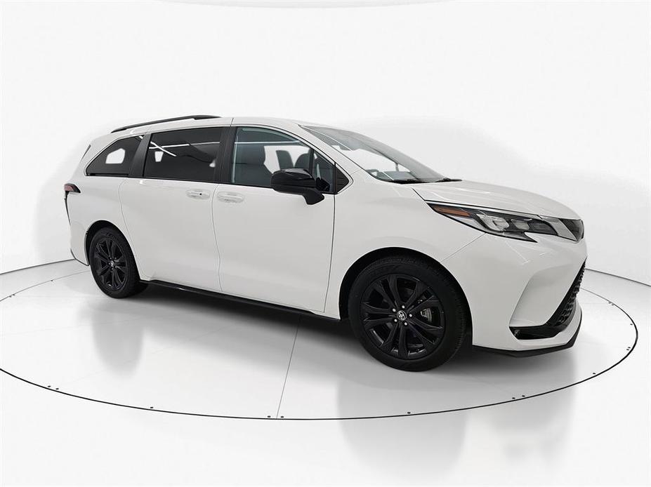 used 2022 Toyota Sienna car, priced at $38,600